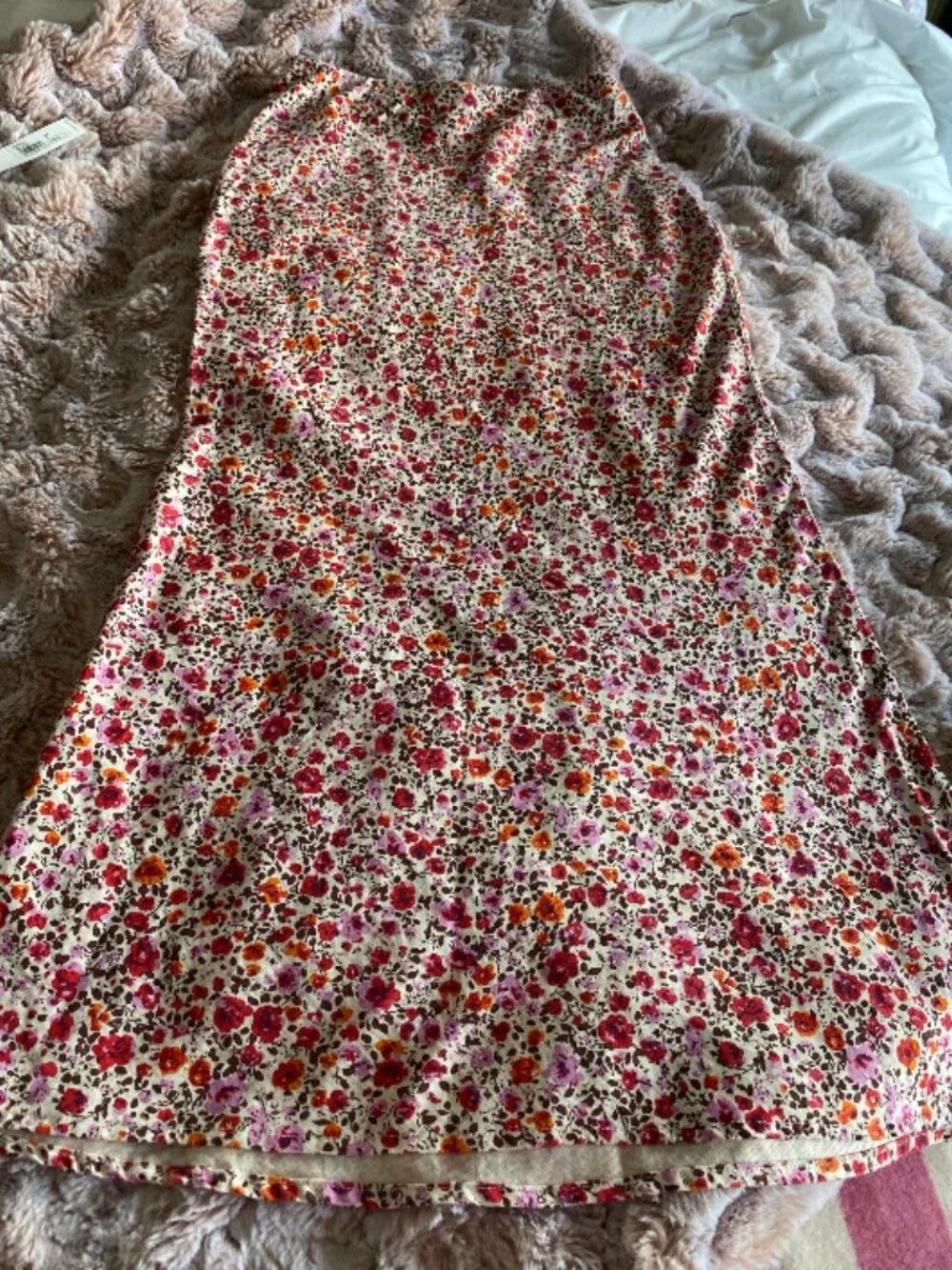Anthropologie Floral Linen Blend Midi Skirt Pink Red Print Size XS